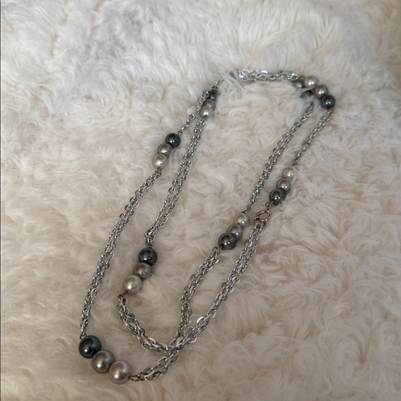 Sarah Coventry  Grey Shade PearL Silver Multi Strand Long Sweater Style Necklace - Picture 3 of 7